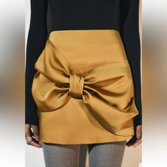 ZARA SATIN EFFECT BOW SKIRT ZW COLLECTION - Picture 2 of 7